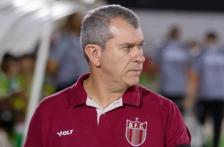 Após a vitória, Cláudio Tencati vê time mais maduro e agradece apoio da torcida