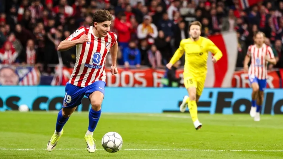 Atlético de Madrid proíbe Julián Alvarez de saudar a torcida