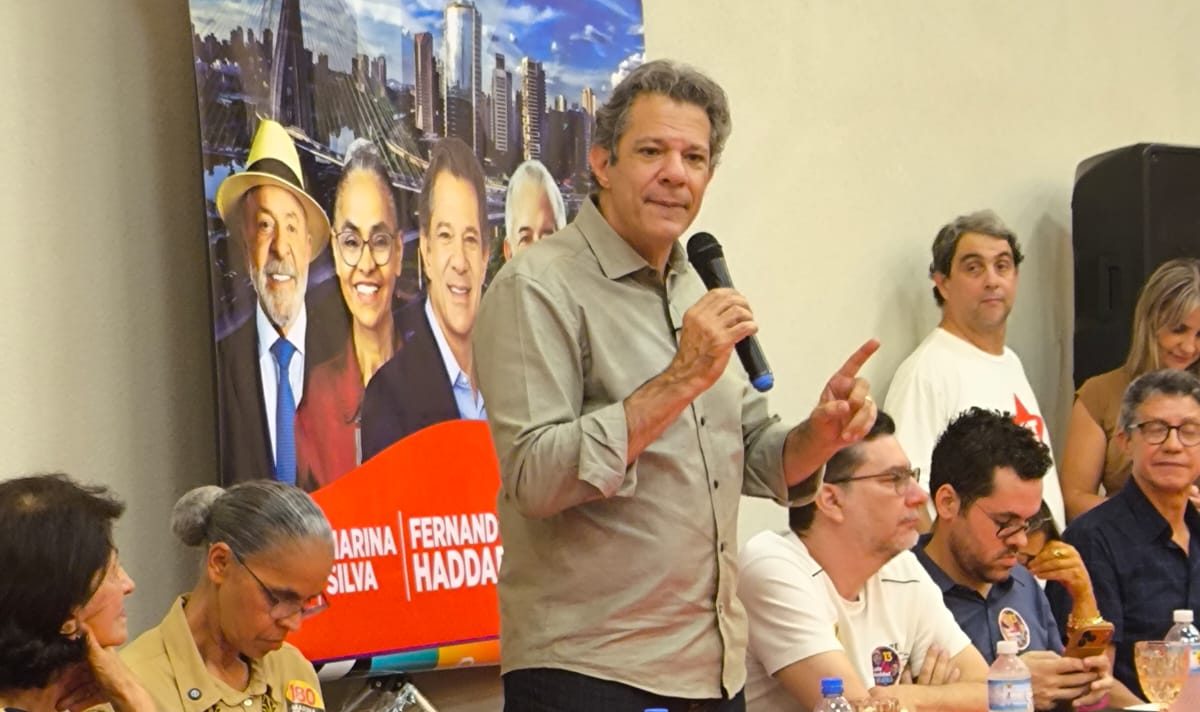 Em Araçatuba, Haddad propõe ‘cuidado integral’ para zerar filas do SUS e BO por WhatsApp
