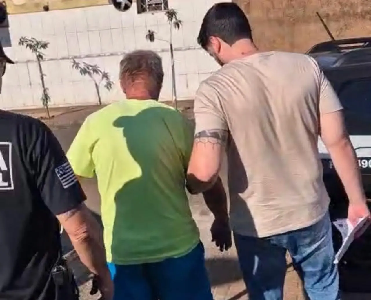 Idoso de 70 anos é preso por crimes sexuais contra crianças