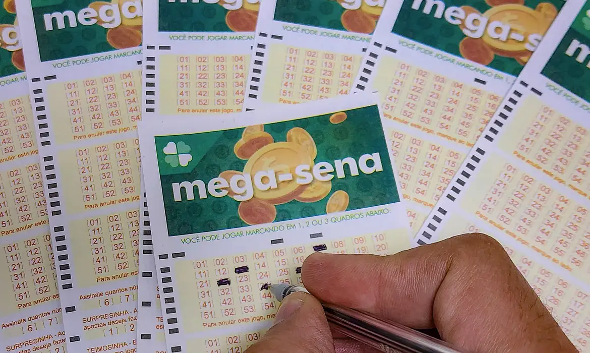 Sem acertos Mega-Sena acumula e prêmio pode chegar a R$ 30 milhões