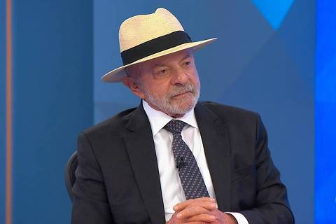 Lula diz que PF vaza caso Lulinha, fala em ‘ilações’ e afirma que ex-chefe de gabinete errou
