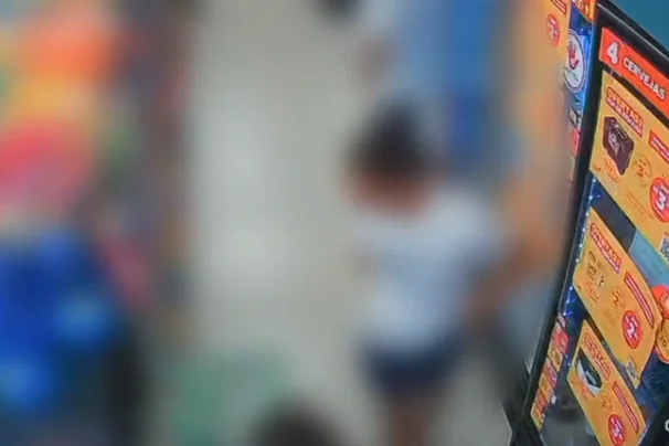 Menores que participaram de arrastão em loja de conveniência de Santos são identificados pela Polícia Civil; VÍDEO
