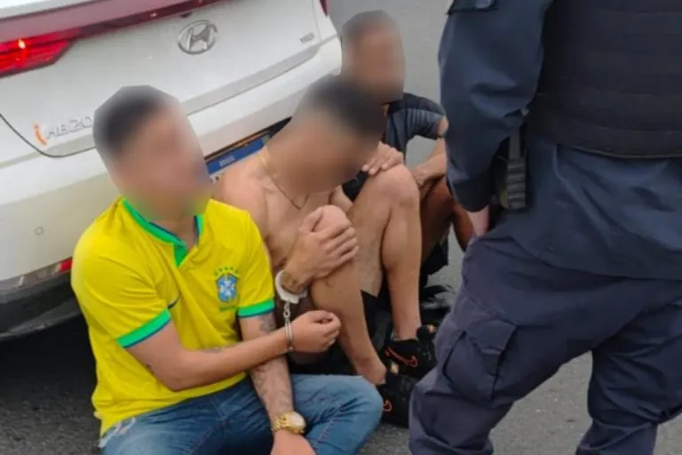 Presos por execução em academia de São José passam por audiência de custódia nesta quinta (27)