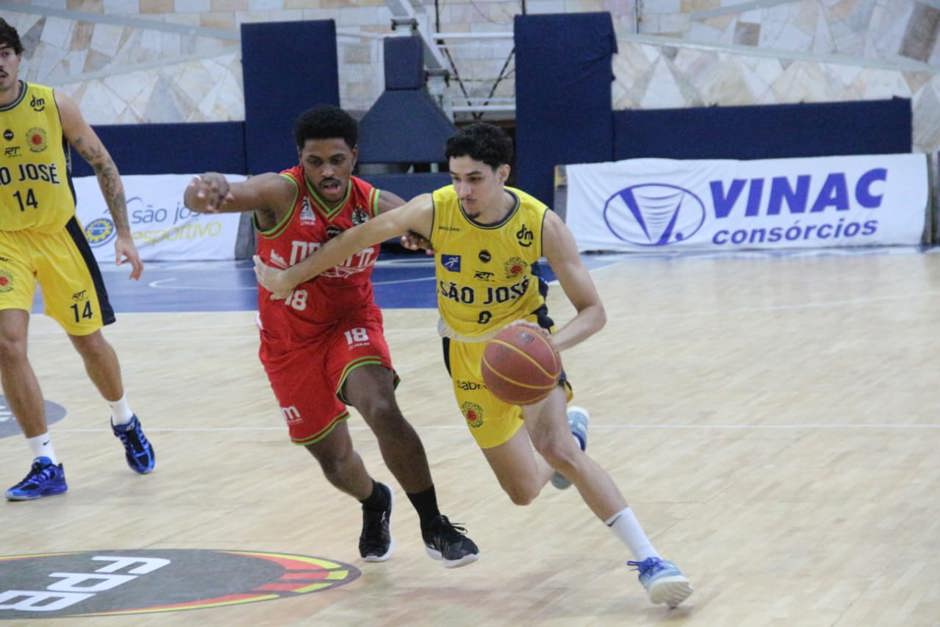 São José Basketball enfrenta Bauru pelo Paulista em busca do segundo triunfo consecutivo