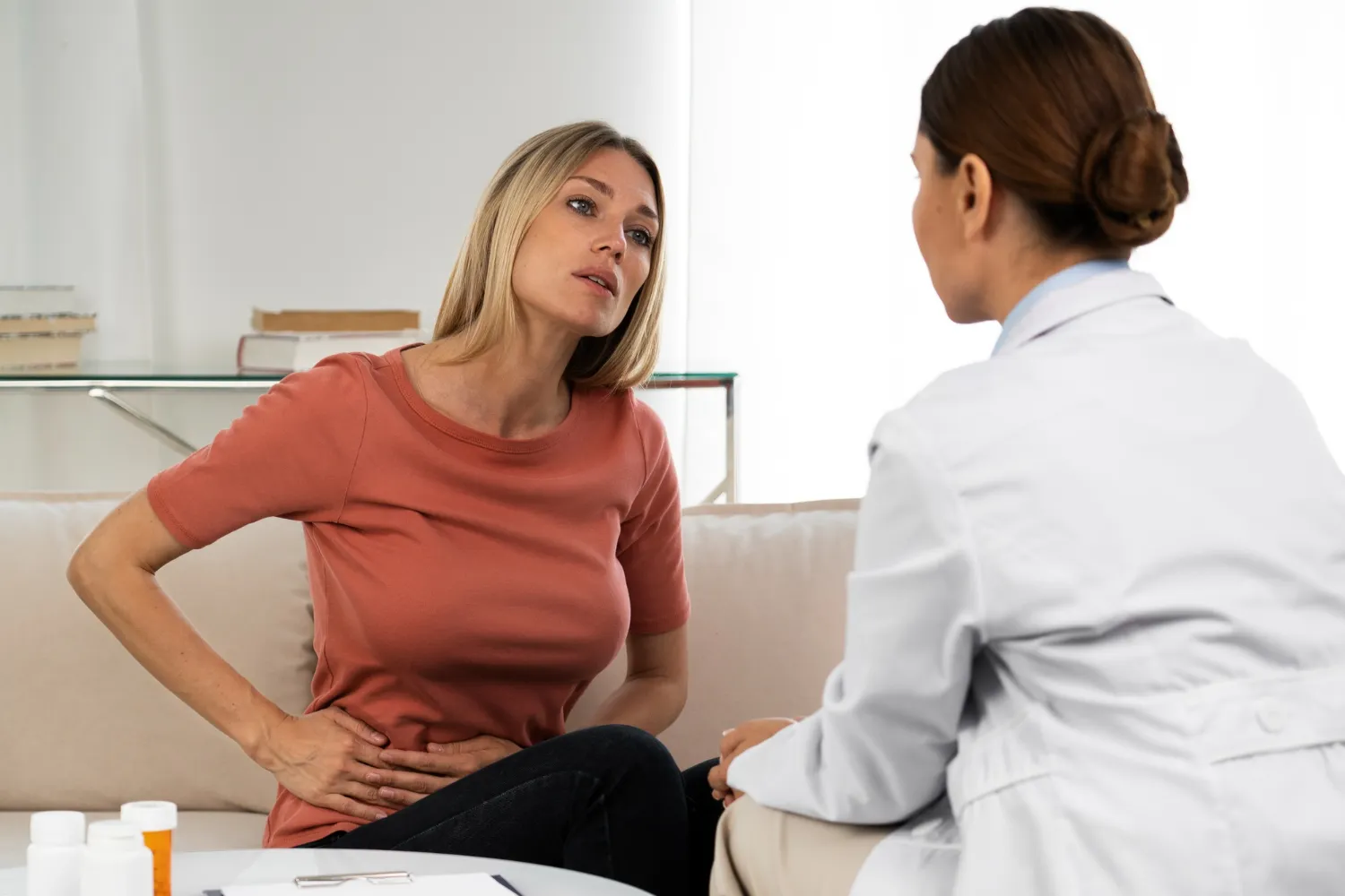 Teste respiratório aponta alterações intestinais em 9 de cada 10 mulheres com endometriose